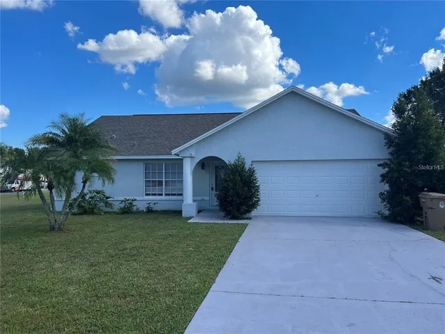 $1,800 | 270 Chadworth Drive, Kissimmee, FL 34758