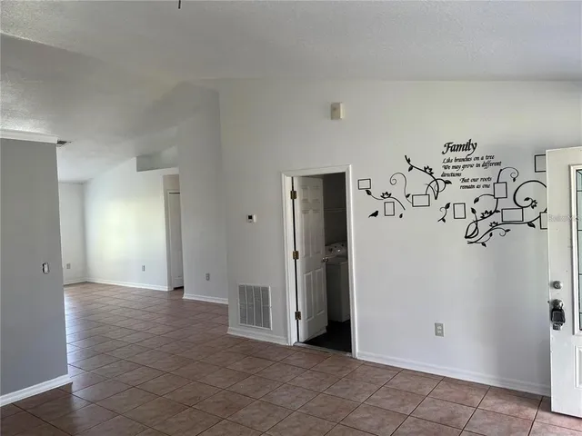 $1,800 | 270 Chadworth Drive, Kissimmee, FL 34758