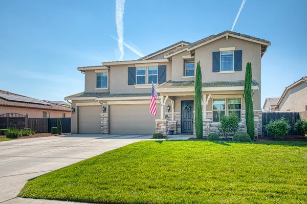 $700,000 | 753 East Aretha Avenue, Fowler, CA 93625