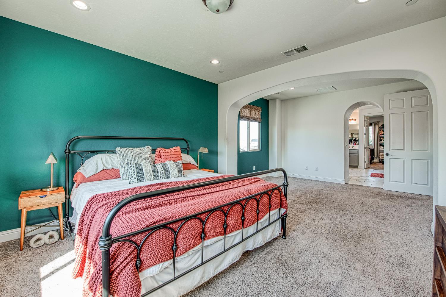 753 East Aretha Avenue Fowler, CA 93625 - Photo 53 of 61 a bedroom with a bed and a mirror