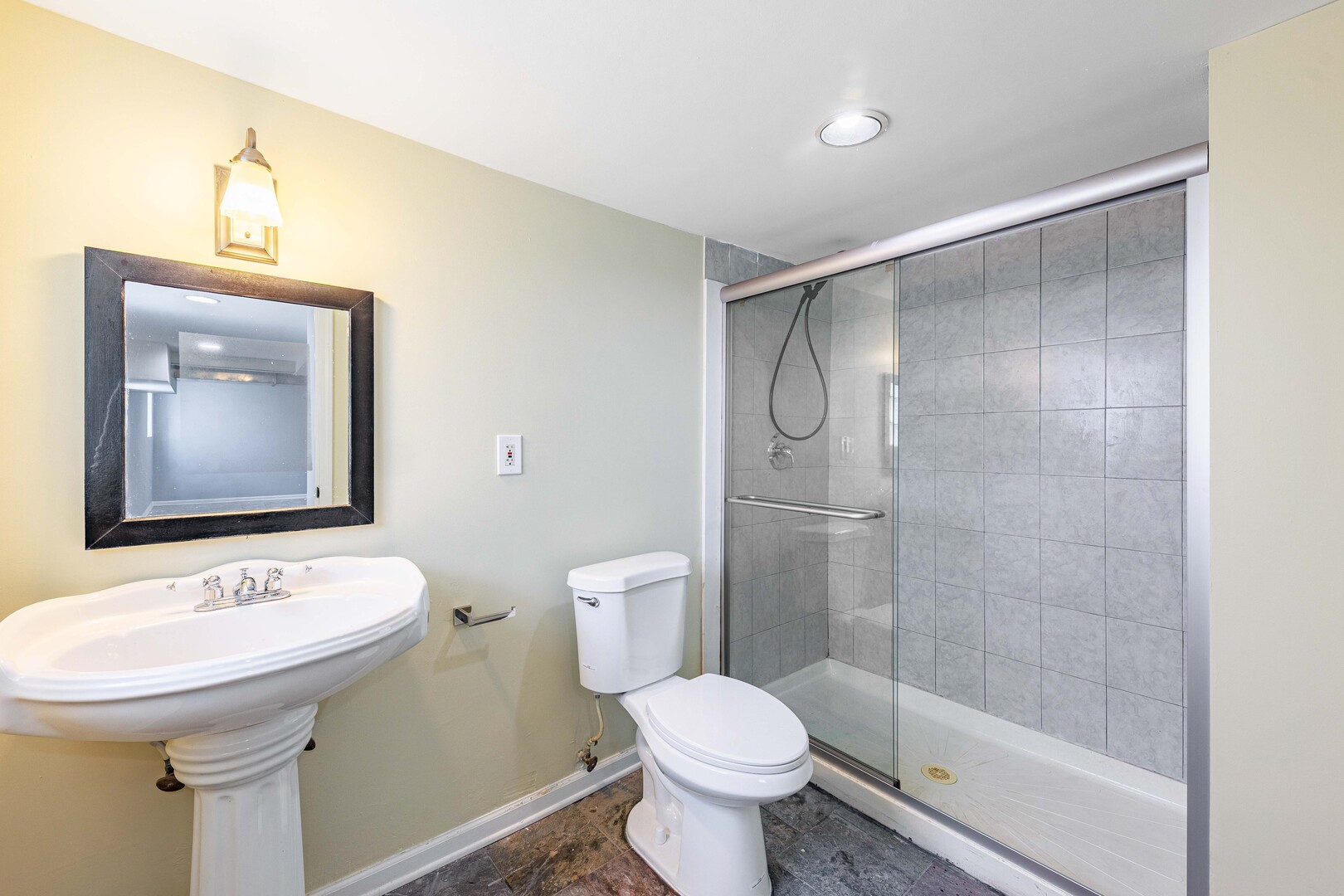 2527 Westover Avenue North Riverside, IL 60546 - Photo 32 of 35