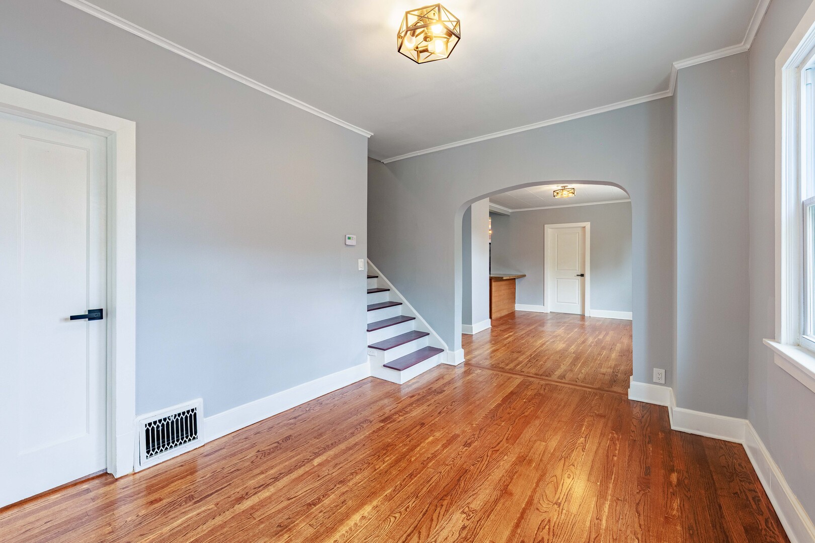2527 Westover Avenue North Riverside, IL 60546 - Photo 7 of 35