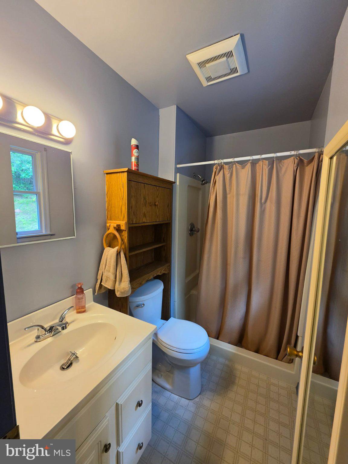 17735 Smith Valley Road Mapleton Depot, PA 17052 - Photo 4 of 22 Gallery Image 4