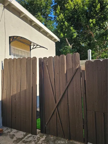 $1,450 | 2547 1/2 Hermosa Avenue, Unit 2547 1/2, Montrose, CA 91020