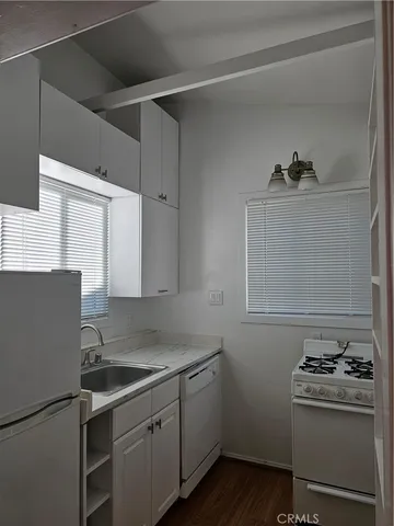 $1,450 | 2547 1/2 Hermosa Avenue, Unit 2547 1/2, Montrose, CA 91020