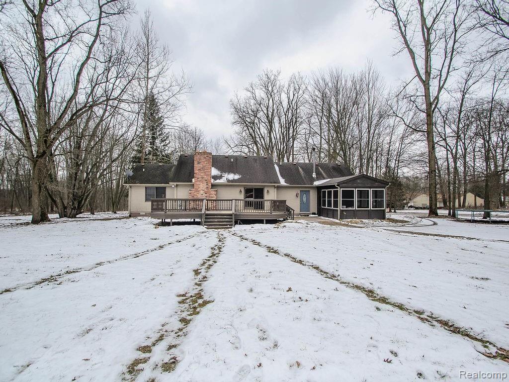 42856 Willis Road Belleville, MI 48111 - Photo 10 of 53 009_41.jpg