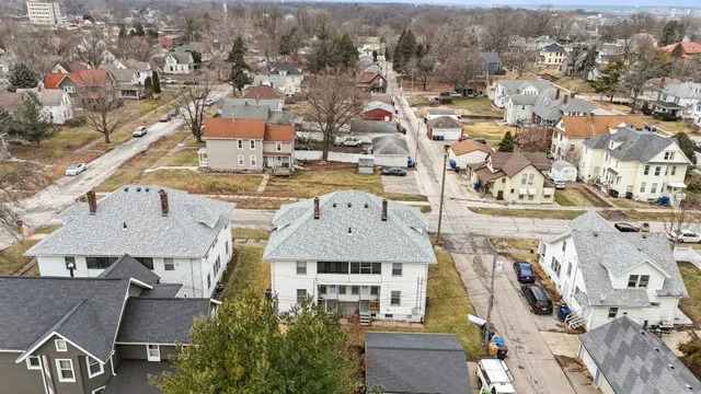 $229,900 | 1218-1220 11th Street, Moline, IL 61265