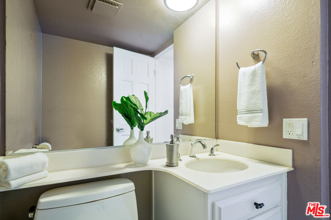 4561 Alla Road, Unit 3 Marina del Rey, CA 90292 - Photo 22 of 39