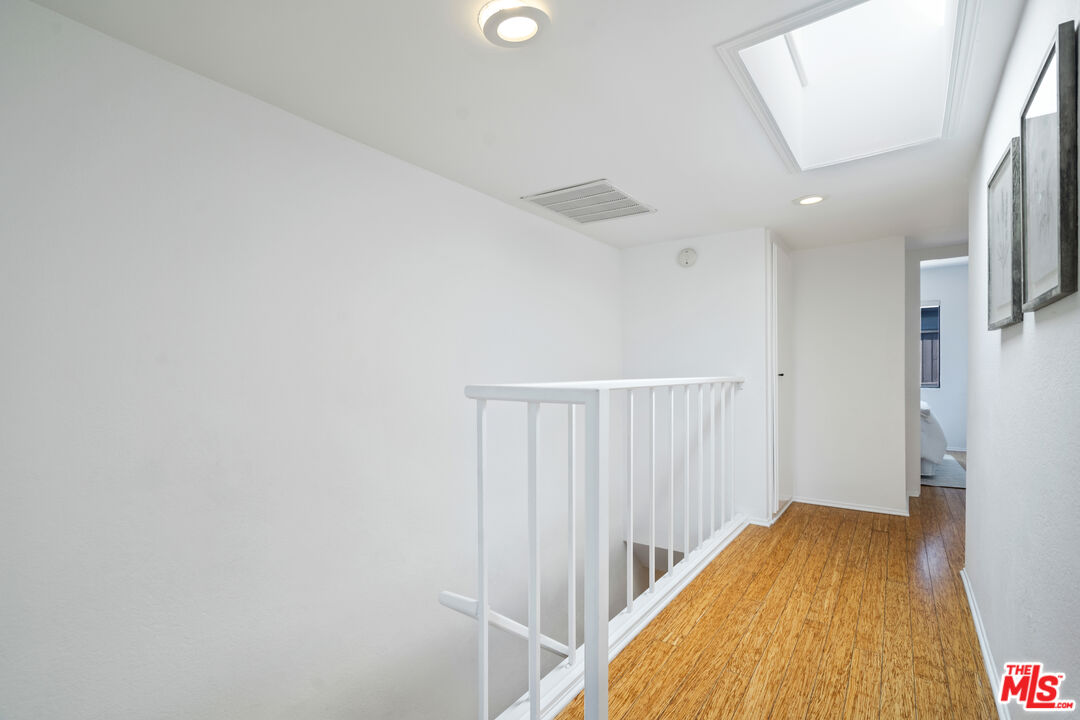 4561 Alla Road, Unit 3 Marina del Rey, CA 90292 - Photo 24 of 39