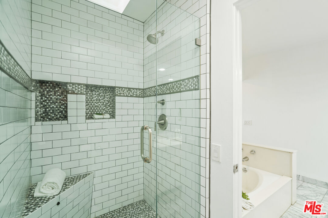 4561 Alla Road, Unit 3 Marina del Rey, CA 90292 - Photo 30 of 39