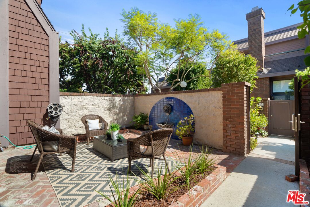 4561 Alla Road, Unit 3 Marina del Rey, CA 90292 - Photo 4 of 39