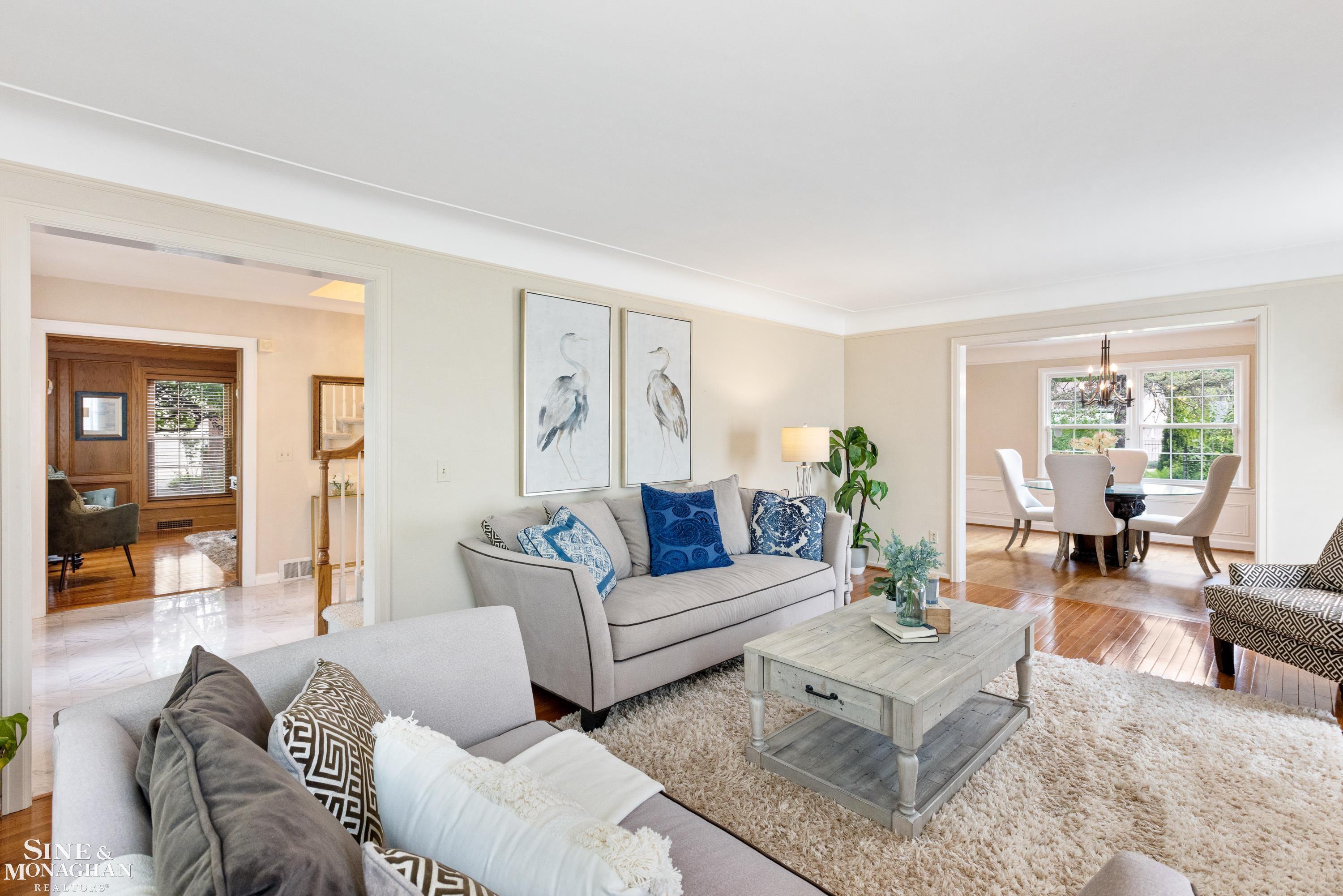 40 North Duval Road Grosse Pointe, MI 48236 - Photo 6 of 33 50109733-5.JPG