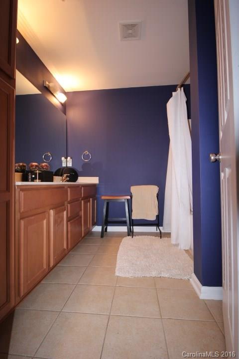 625 Raphael Place, Unit 625 Charlotte, NC 28205 - Photo 12 of 16