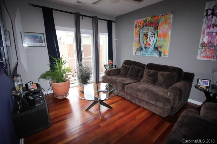 625 Raphael Place, Unit 625 Charlotte, NC 28205 - Photo 3 of 16