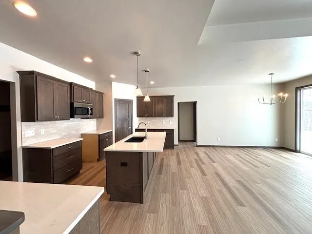 $459,900 | N9281 Breezy Way, Appleton, WI 54915