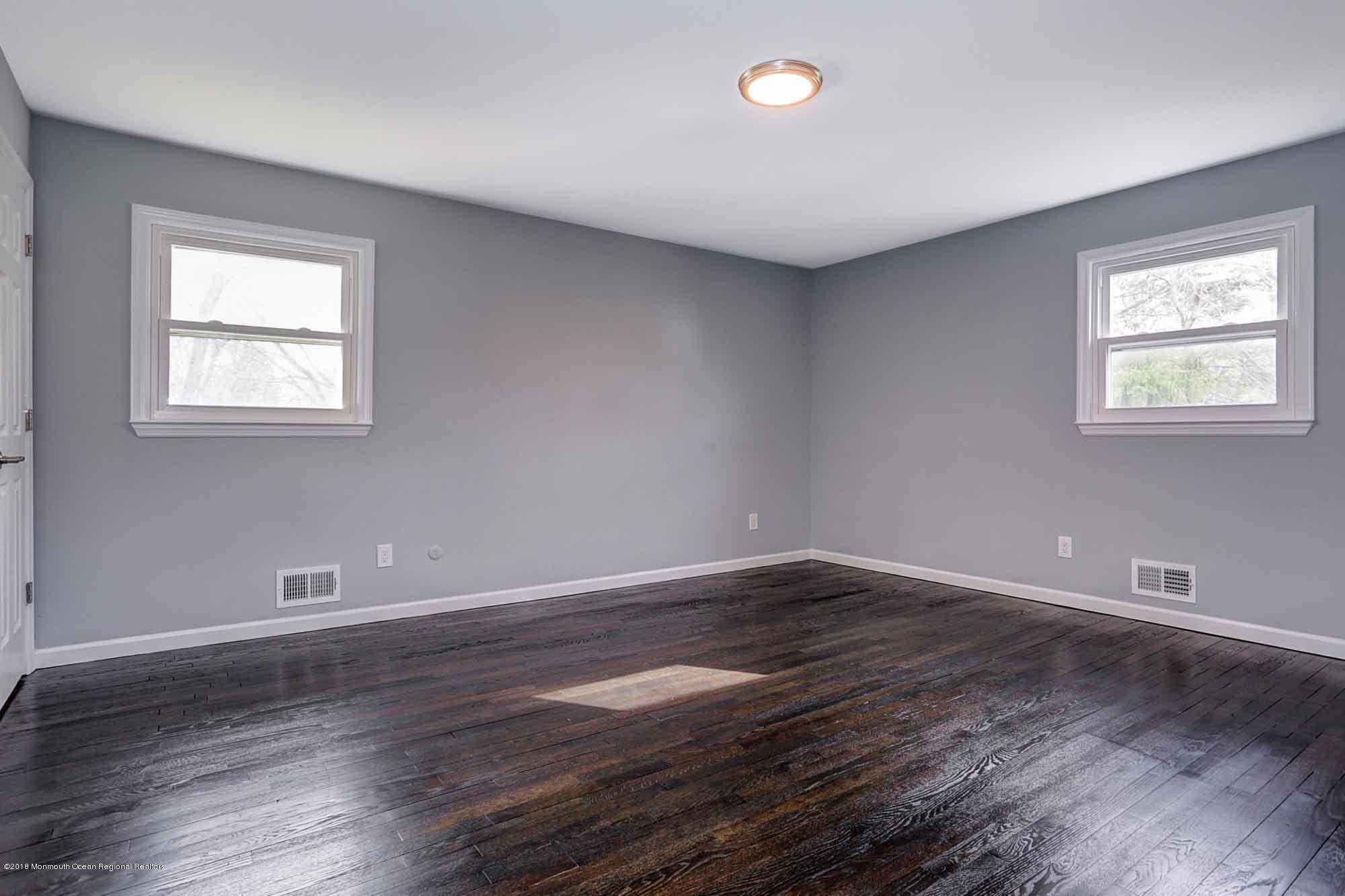 145 Glenbrook Road Freehold, NJ 07728 - Photo 18 of 24 IMG_6319_20_21_fused