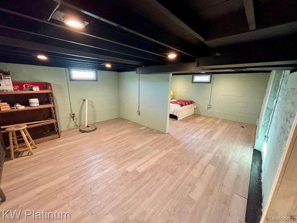 3261 Keewahdin Road Fort Gratiot, MI 48059 - Photo 20 of 31