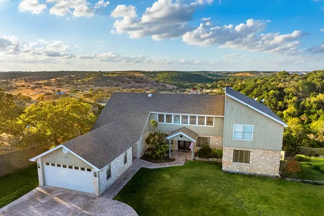 $599,900 | 194 Crockett Drive, Kerrville, TX 78028