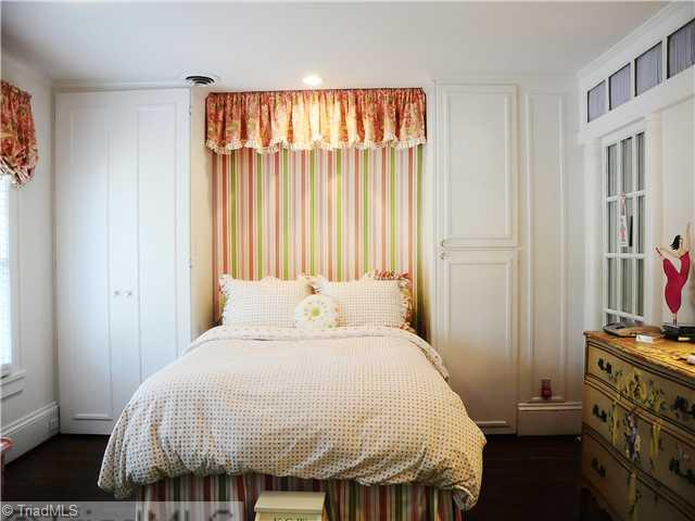830 Arbor Road Winston-Salem, NC 27104 - Photo 10 of 16 2nd Bedroom.
