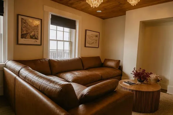 $1,375,000 | 513 West Street, Madison, IN 47250