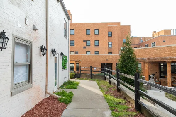 $1,375,000 | 513 West Street, Madison, IN 47250