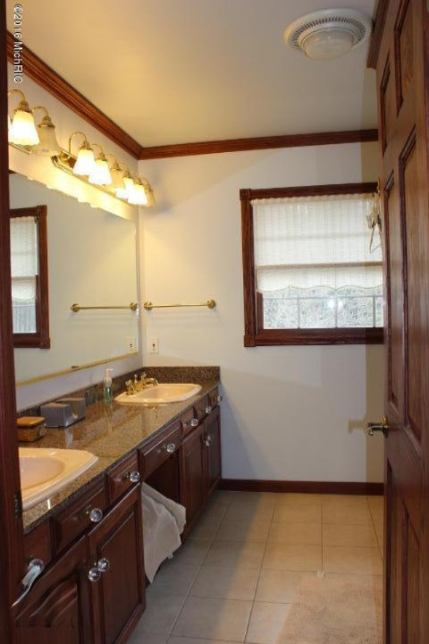 1115 Red Apple Road Manistee, MI 49660 - Photo 15 of 40 20160420180525180153000000-o