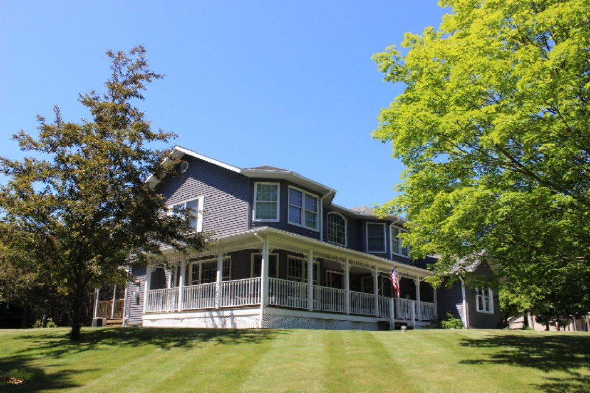 1115 Red Apple Road Manistee, MI 49660 - Photo 30 of 40 20160628173419671902000000-o