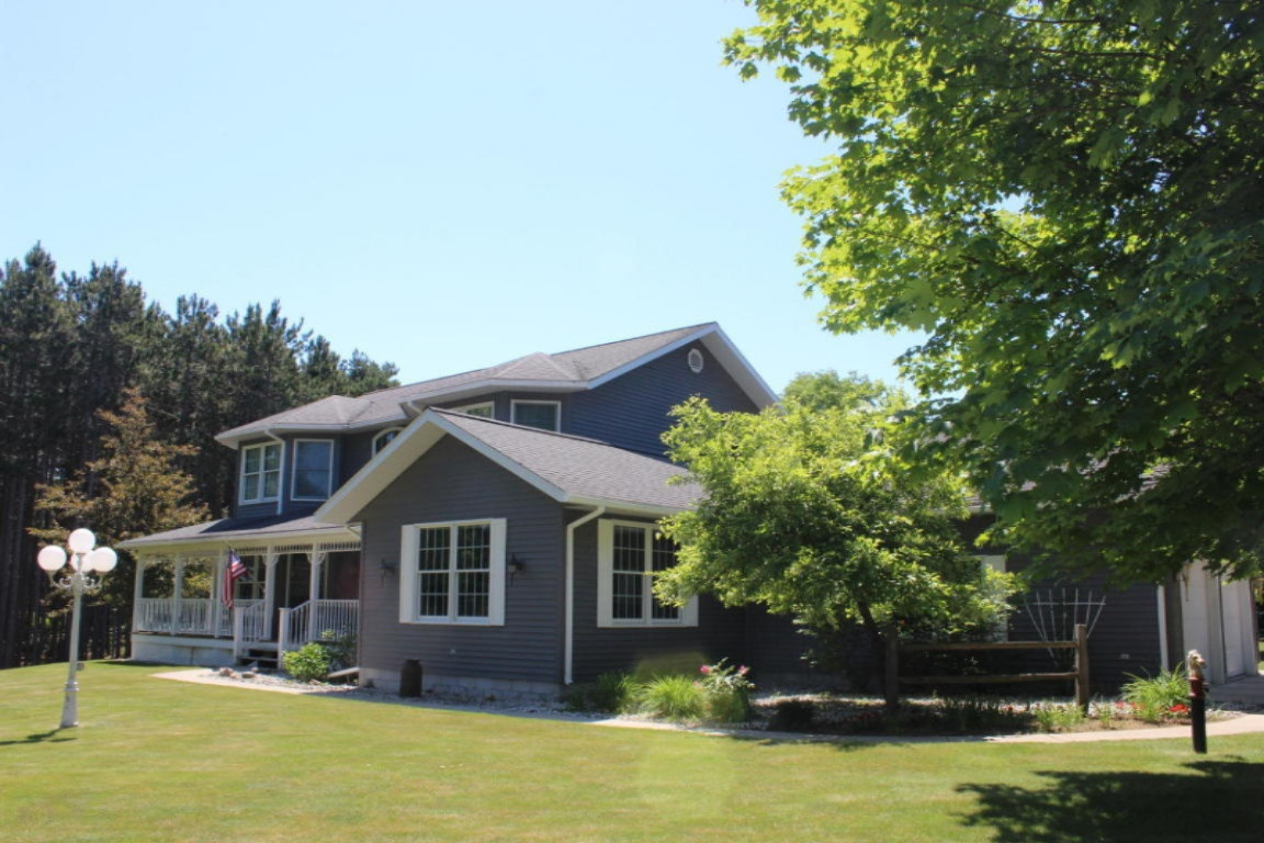 1115 Red Apple Road Manistee, MI 49660 - Photo 36 of 40 20160628173457837868000000-o