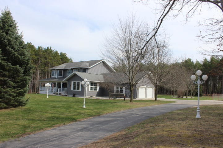 1115 Red Apple Road Manistee, MI 49660 - Photo 37 of 40 20160420180507554588000000-o