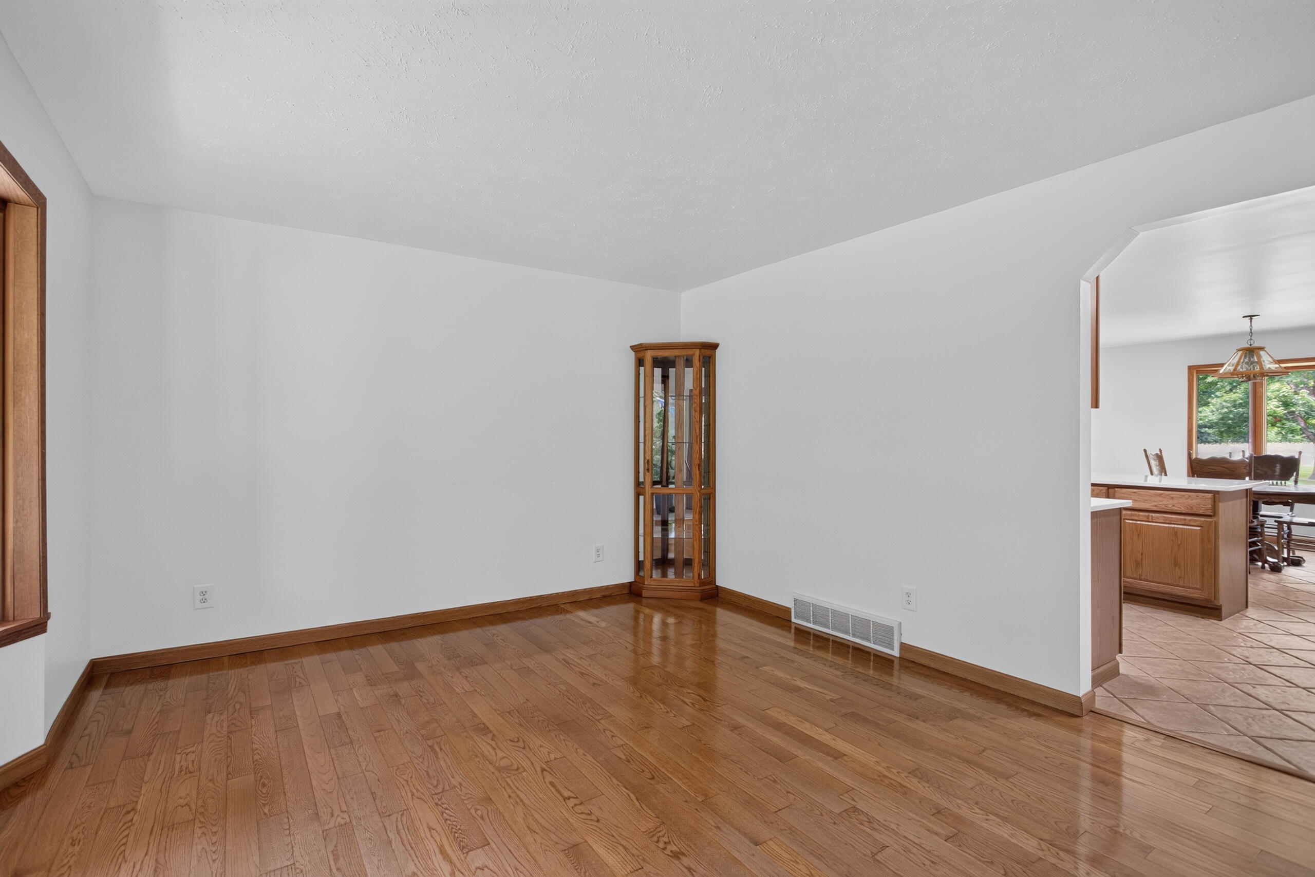 14520 Wheaton Road Brooklyn, MI 49230 - Photo 10 of 109 38-print-IMG_3433