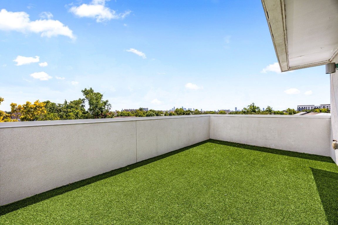 904 West 25th Street, Unit D Houston, TX 77008 - Photo 23 of 27