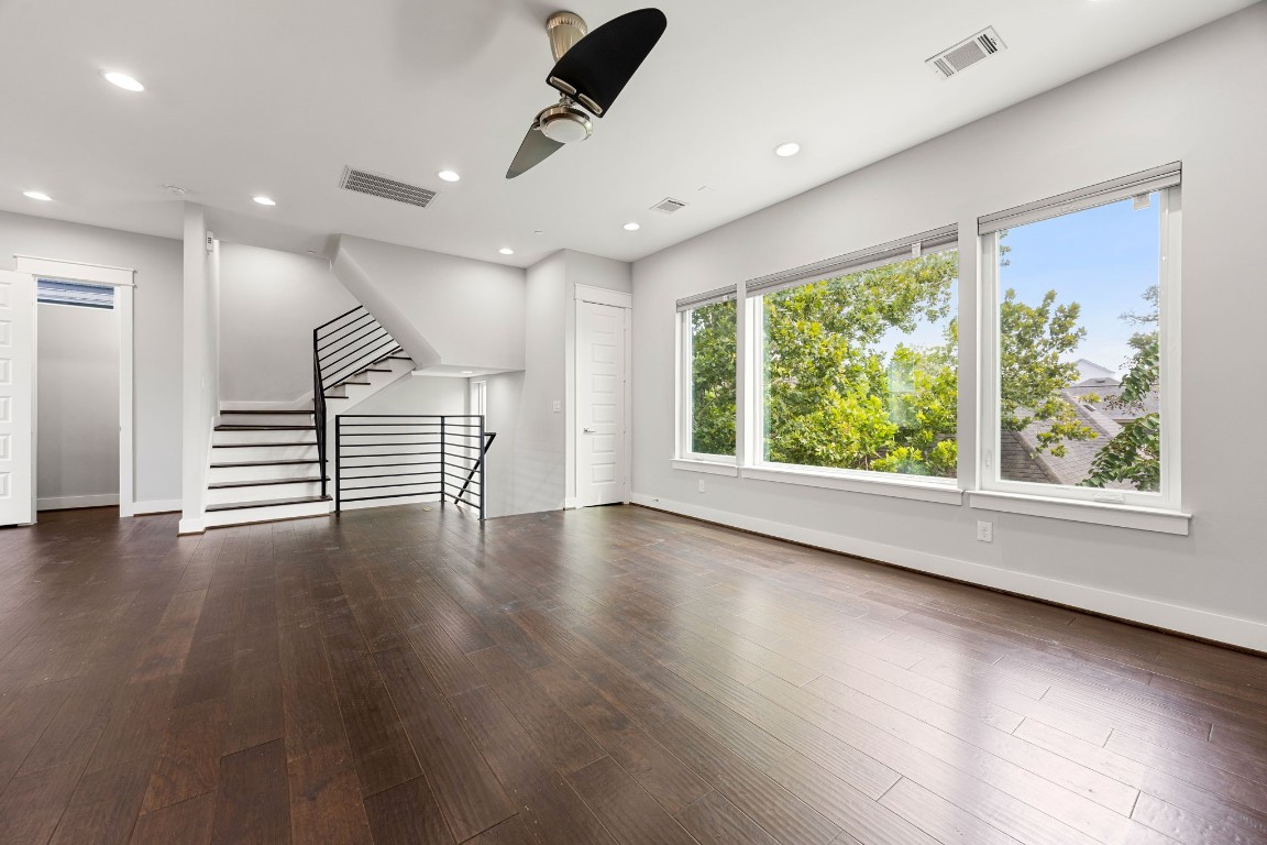 904 West 25th Street, Unit D Houston, TX 77008 - Photo 8 of 27