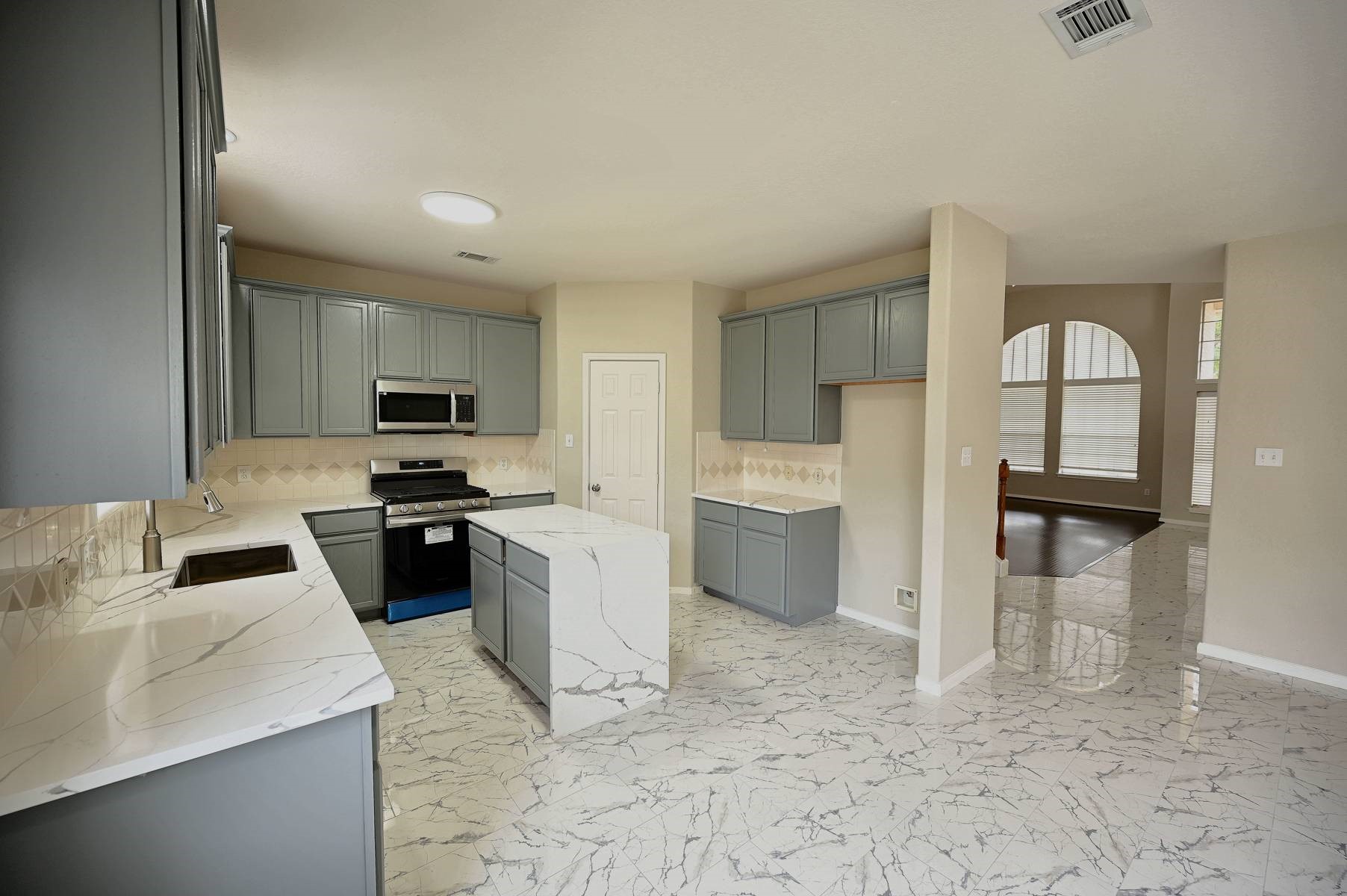 4714 Country Spring Road Houston, TX 77084 - Photo 10 of 28