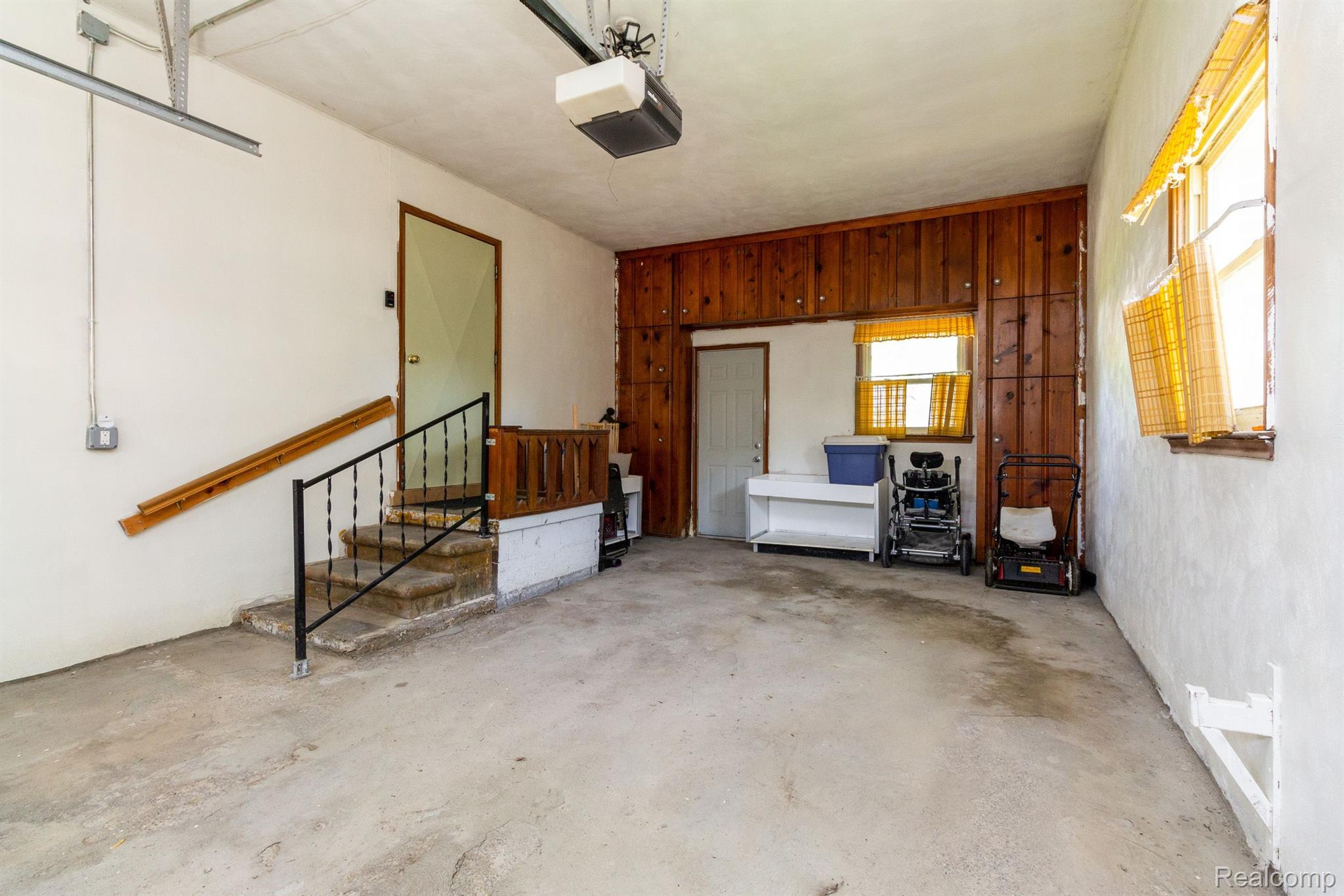 7363 Dale Center Line, MI 48015 - Photo 32 of 38 Gallery Image 32