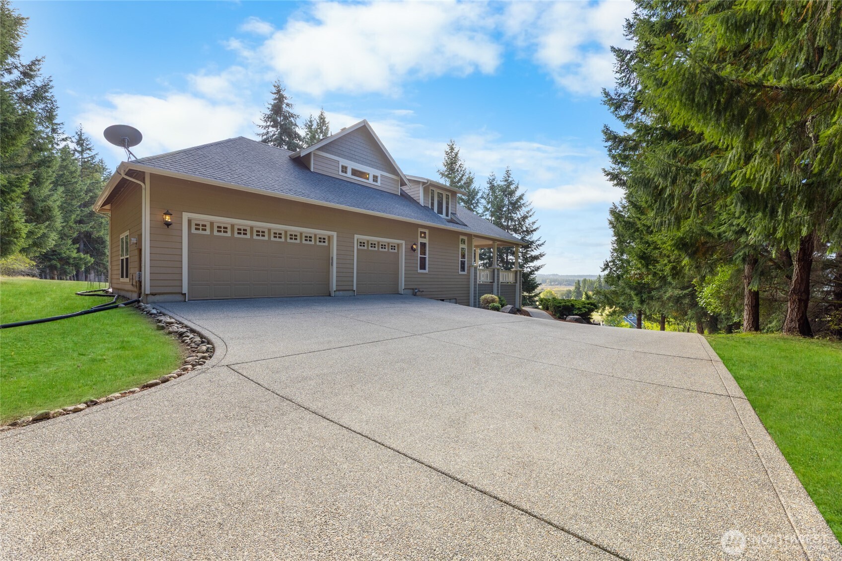 8140 Eagle Ridge Lane Southeast Olympia, WA 98513 - Photo 4 of 40