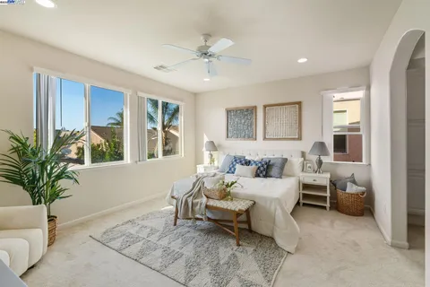 $749,800 | 5212 Namath Circle, Elk Grove, CA 95757