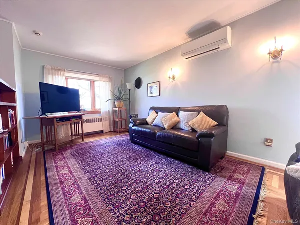 $828,000 | 2561 Eastchester Road | Pelham Gardens