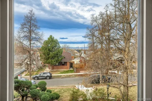 $1,500 | 422 South Clarkson Street, Unit 4, Denver, CO 80209