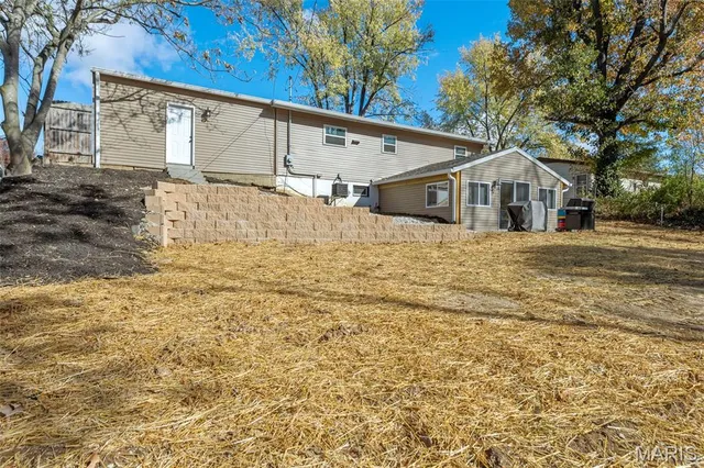 $299,990 | 308 Crosby Drive, Gray Summit, MO 63039