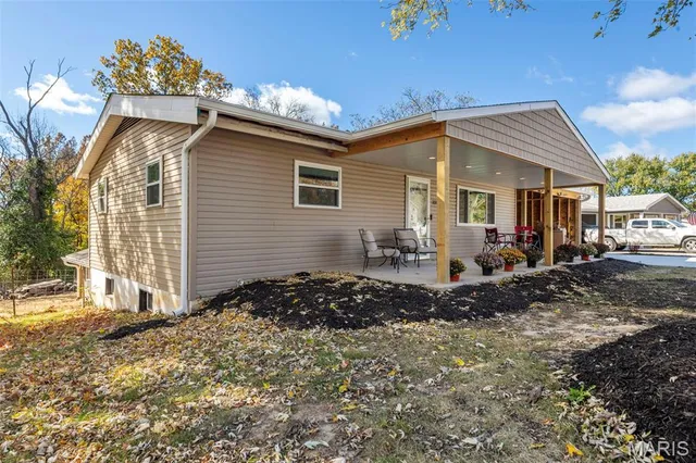 $299,990 | 308 Crosby Drive, Gray Summit, MO 63039