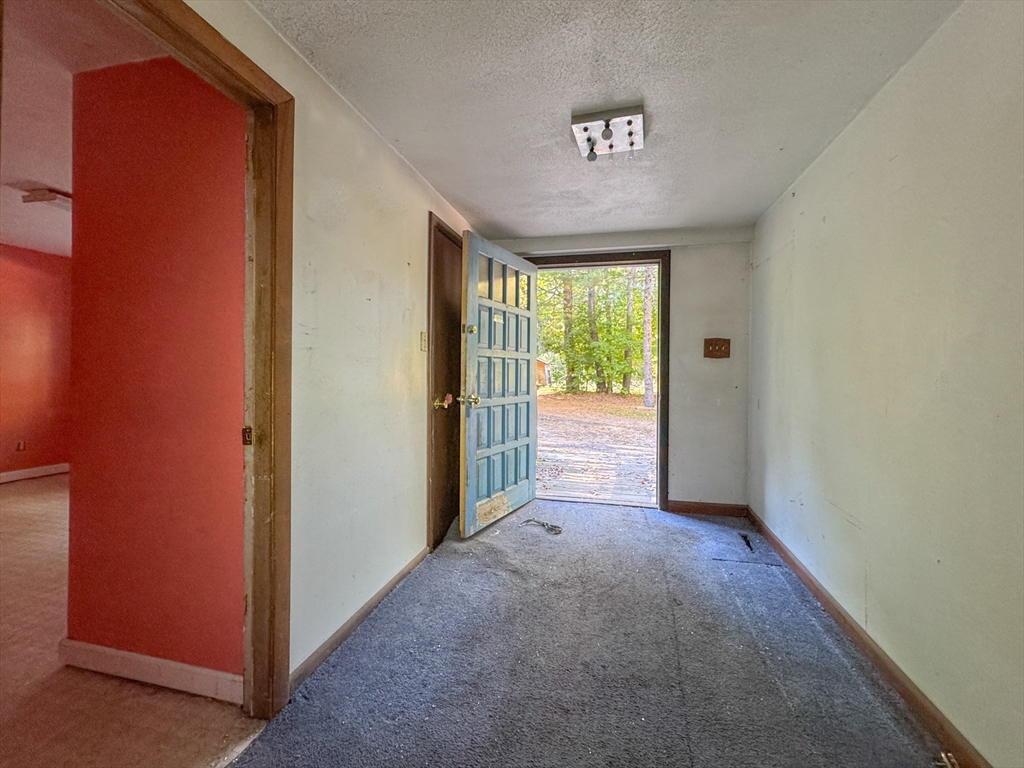 132 Kilbourn Road Lancaster, MA 01523 - Photo 7 of 15