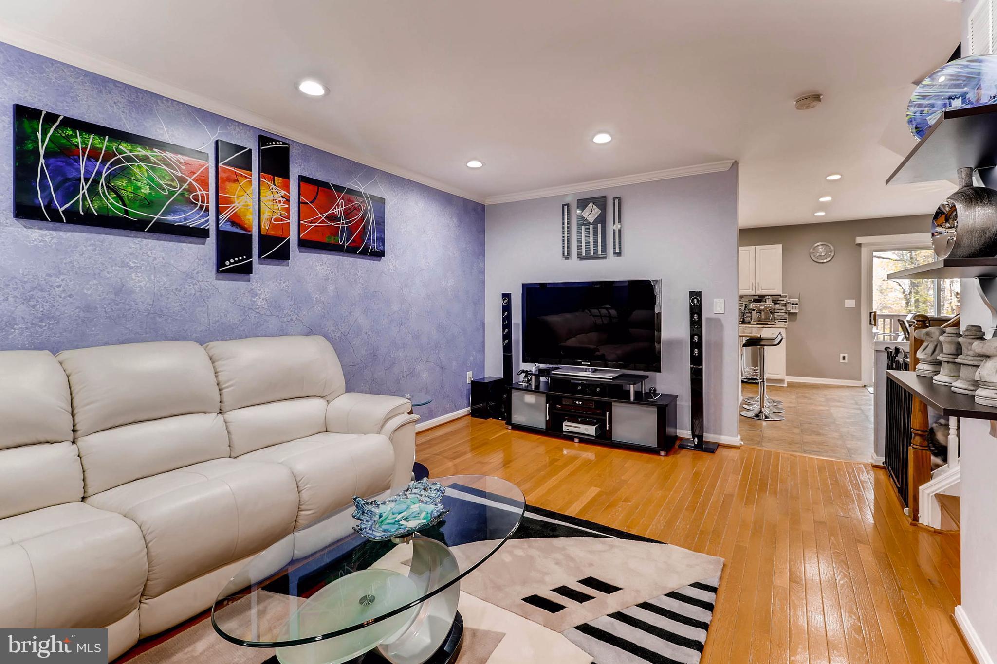 10910 Baskerville Road Reisterstown, MD 21136 - Photo 6 of 24 Family Room