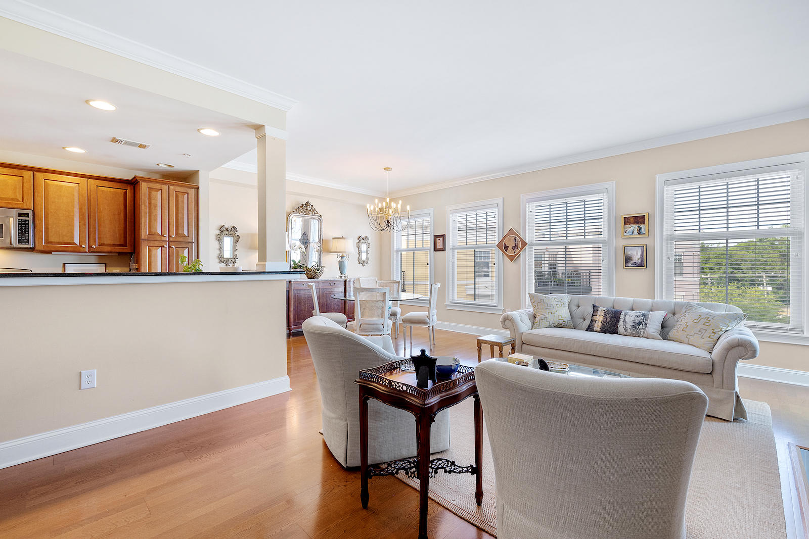 498 Albemarle Road, Unit 509 Charleston, SC 29407 - Photo 3 of 23 498AlbemarleRoad-KeenEyeMarketing-009