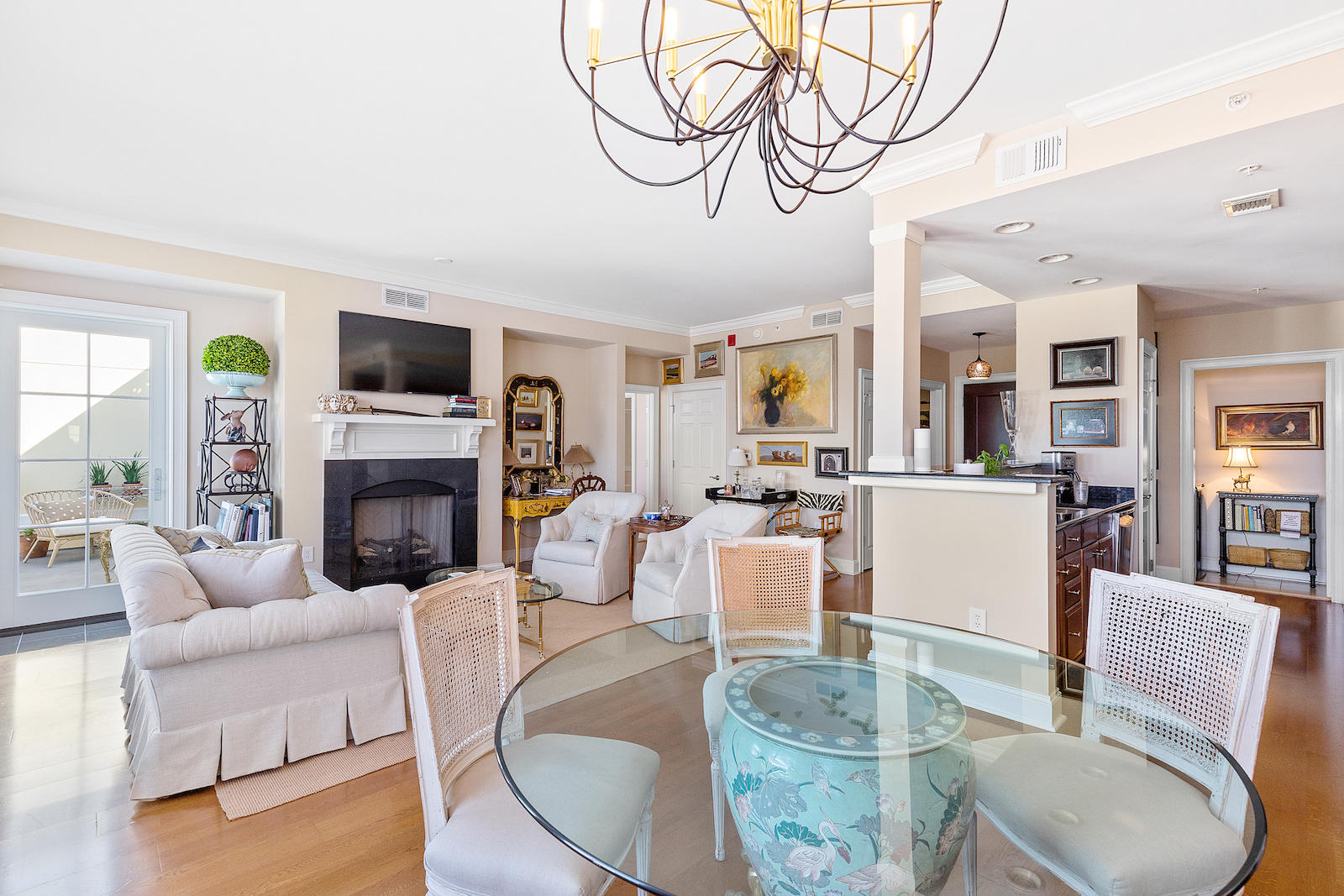 498 Albemarle Road, Unit 509 Charleston, SC 29407 - Photo 8 of 23 498AlbemarleRoad-KeenEyeMarketing-012
