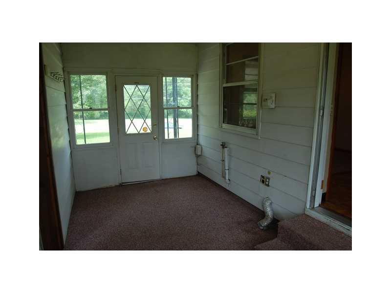 4122 South Ridgeview Road Anderson, IN 46013 - Photo 11 of 15 Gallery Image 11