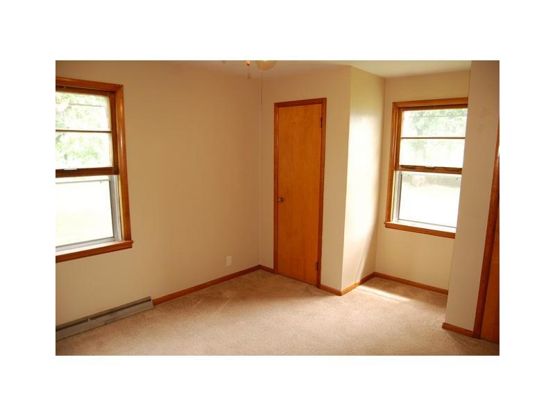 4122 South Ridgeview Road Anderson, IN 46013 - Photo 8 of 15 Gallery Image 8