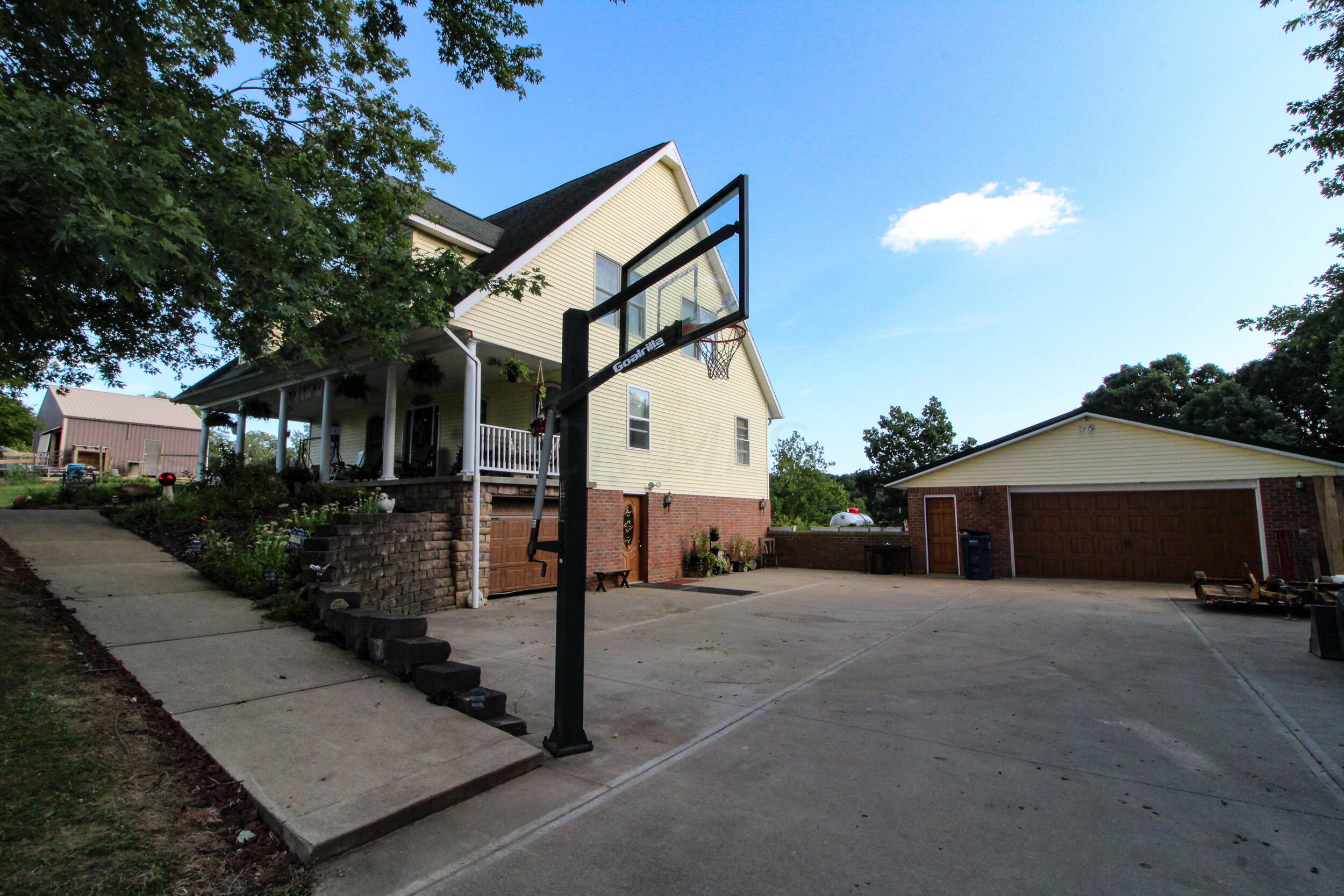 5975 Cutler Lake Road Blue Rock, OH 43720 - Photo 4 of 59