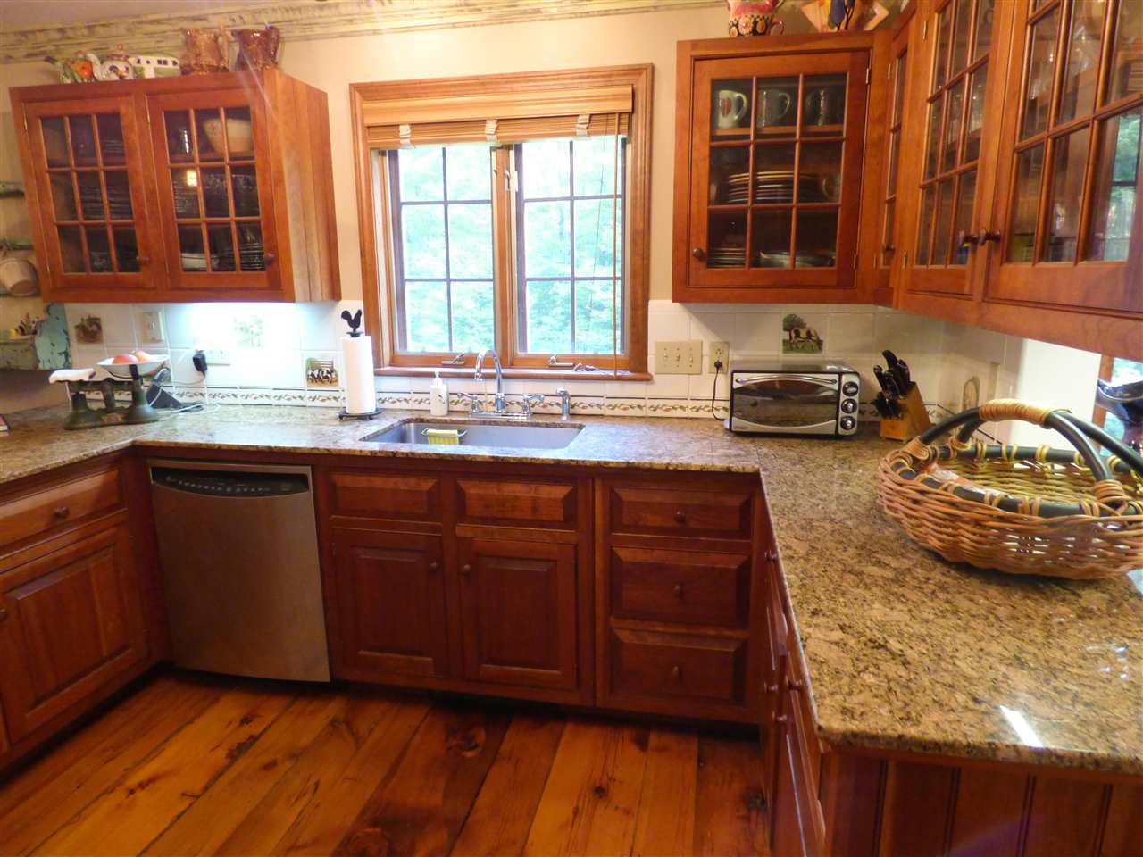 84 Upper Powderhorn Road Manchester, VT 05255 - Photo 19 of 36 Gallery Image 19