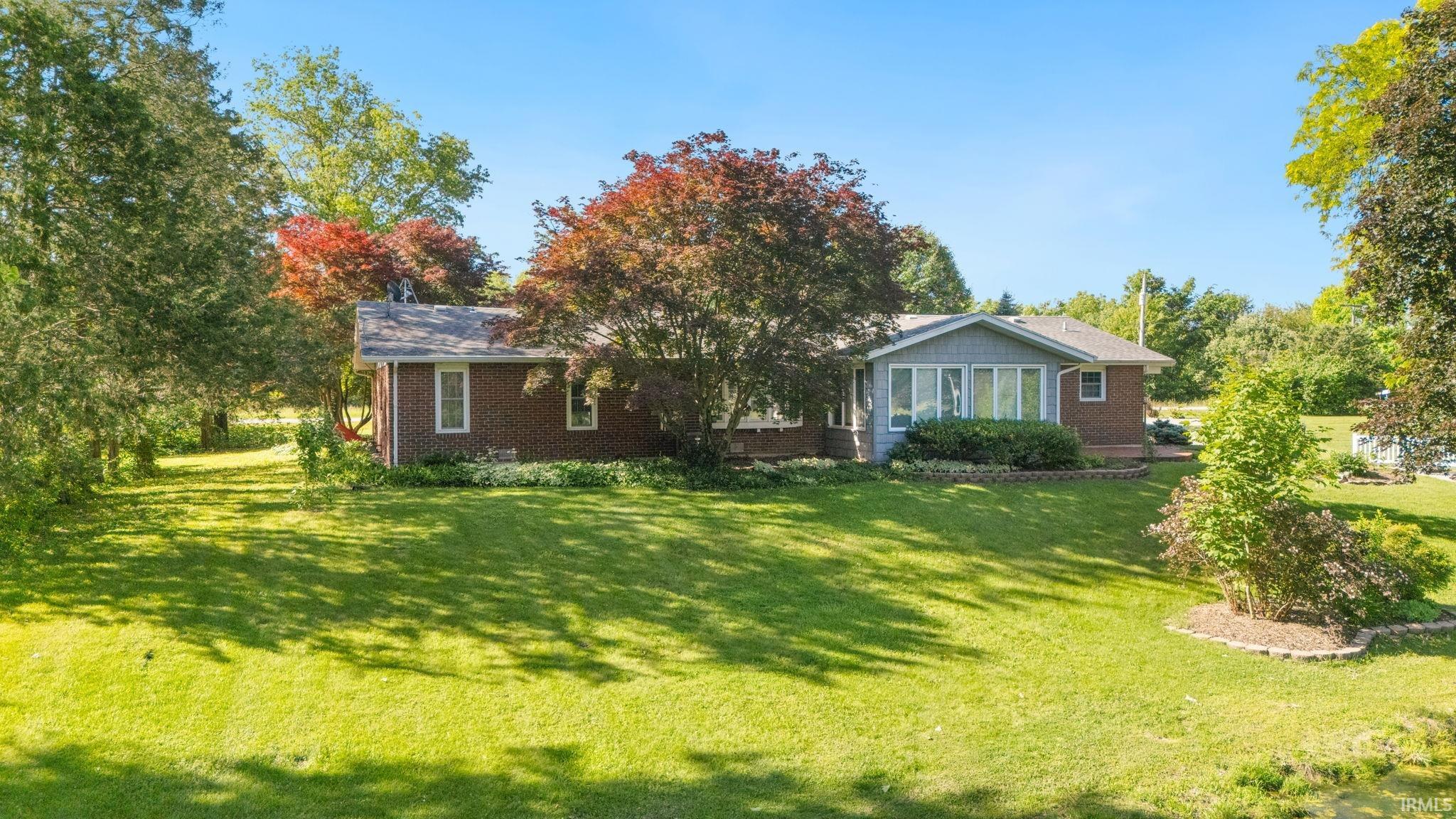5915 Hosler Road Leo, IN 46765 - Photo 8 of 15