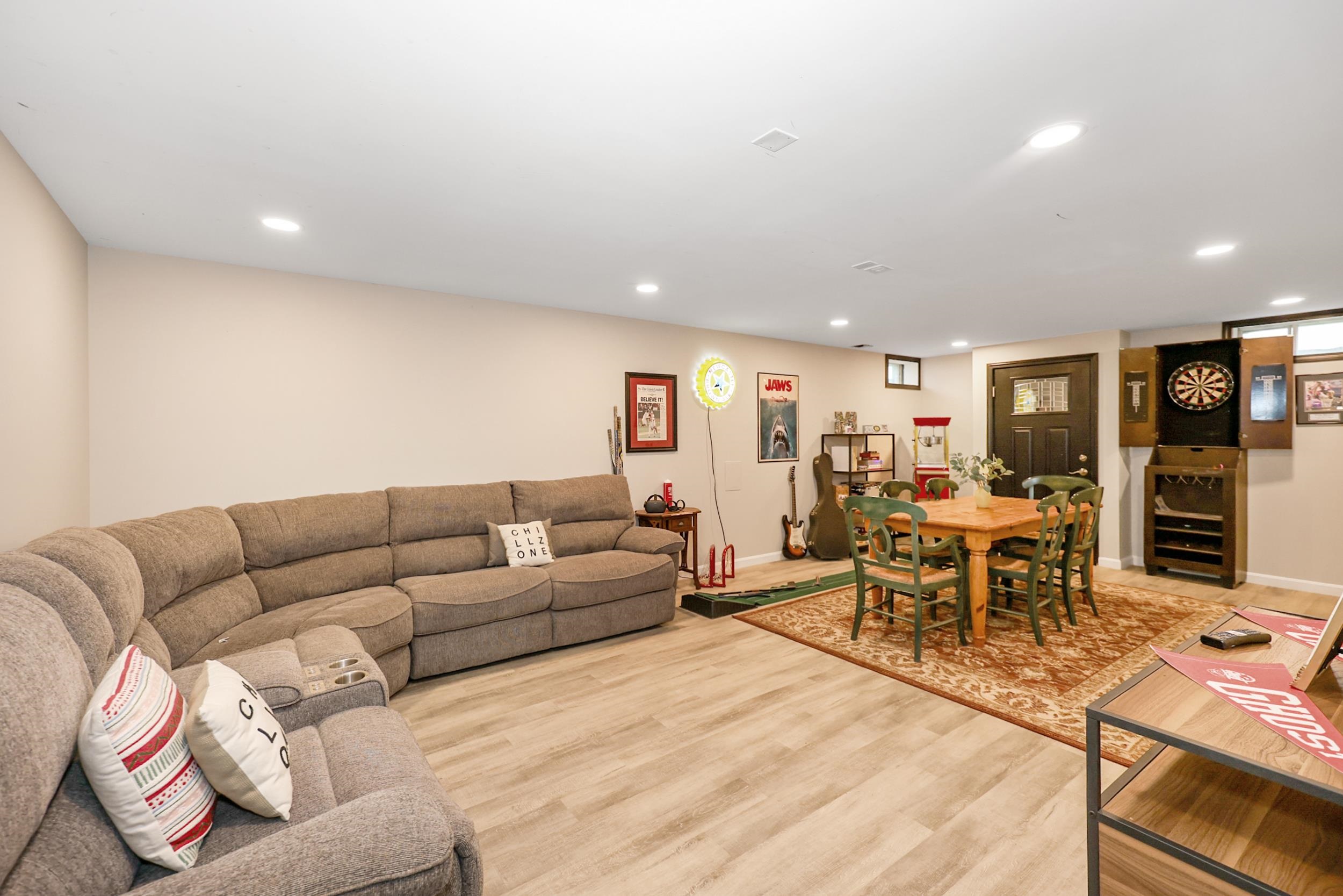 237 Stanton Street Manchester, NH 03103 - Photo 37 of 49
